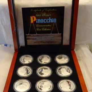 Disney Pinocchio Coin Set #9 Pieces New In Wooden Presentation Case Case Open