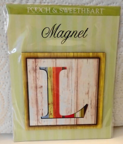 Pooch & Sweetheart L Initial Flat Magnet Front
