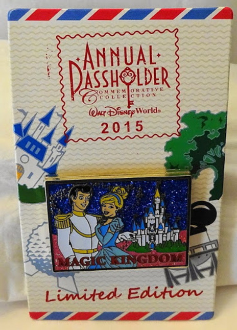 Disney WDW Cinderella & Prince Postcard Passholder 2015 LE Pin New On Card Front