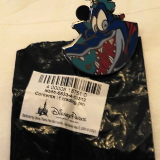 Disney WDW Ice Gator Blizzard Beach Hidden Mickey Completer Pin With Bag