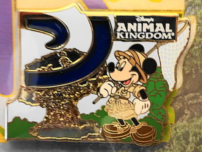 Disney WDW Mickey Animal Kingdom Annual Passholder 2014 LE 2500 Pin New On Special Card Front Closeup
