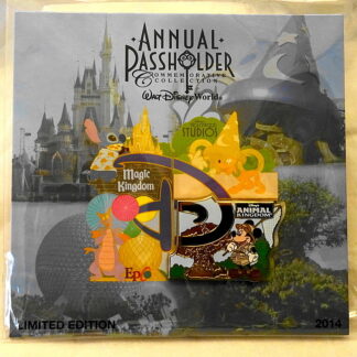 Disney WDW Mickey Animal Kingdom Annual Passholder 2014 LE 2500 Pin New On Special Card Front
